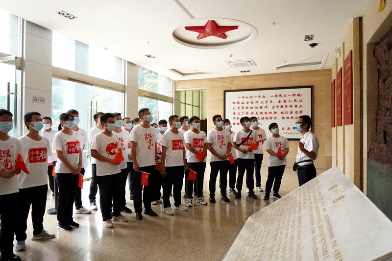 公司團(tuán)委開展“喜迎二十大、永遠(yuǎn)跟黨走、奮進(jìn)新征程”主題團(tuán)日活動(dòng)7